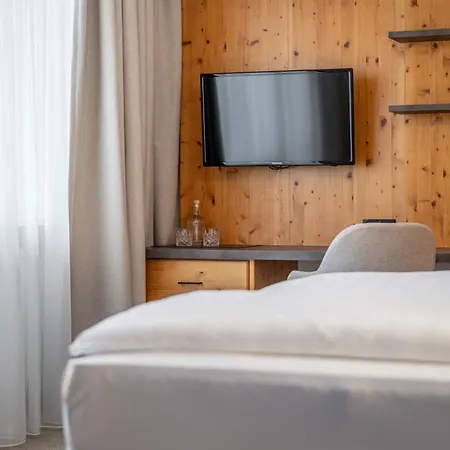 Hotel Olympia 4*