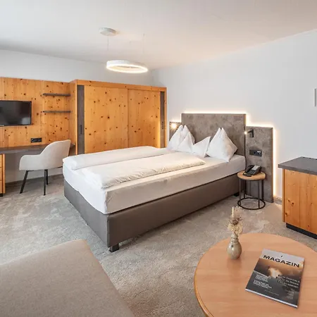 Hotel Olympia 4*