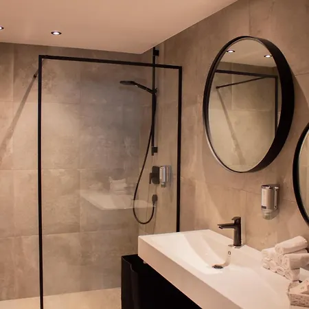 Hotel Olympia 4*